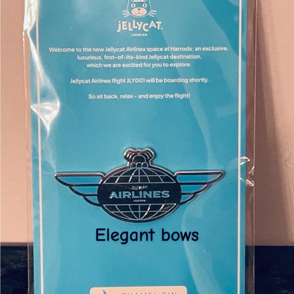 Jellycat Bartholomew Junior Pilot outfit Bundle UK EXCLUSIVE with Pin and Sticke - Picture 10 of 13